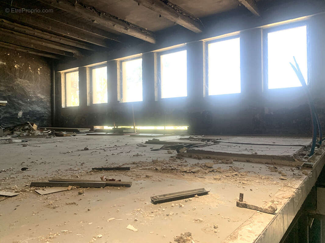 Commerce à CARPENTRAS