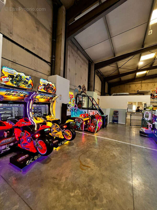 Commerce à LUCCIANA