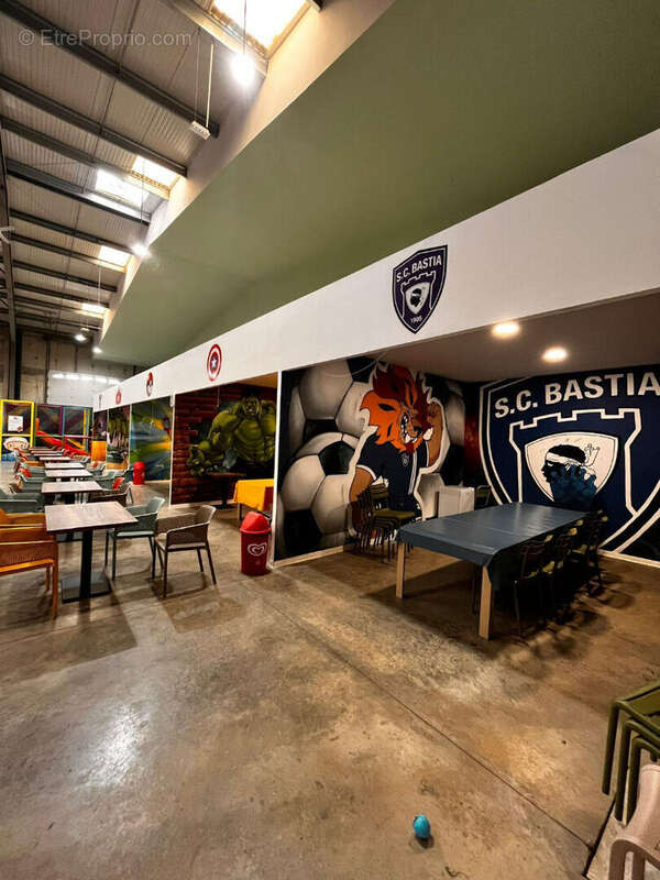 Commerce à LUCCIANA