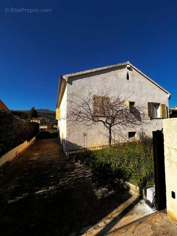 Maison à PENTA-DI-CASINCA