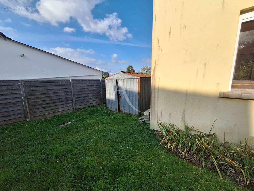 Maison à HAUTVILLERS-OUVILLE