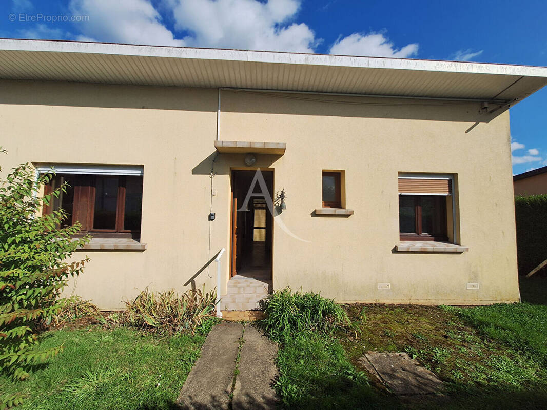 Maison à HAUTVILLERS-OUVILLE