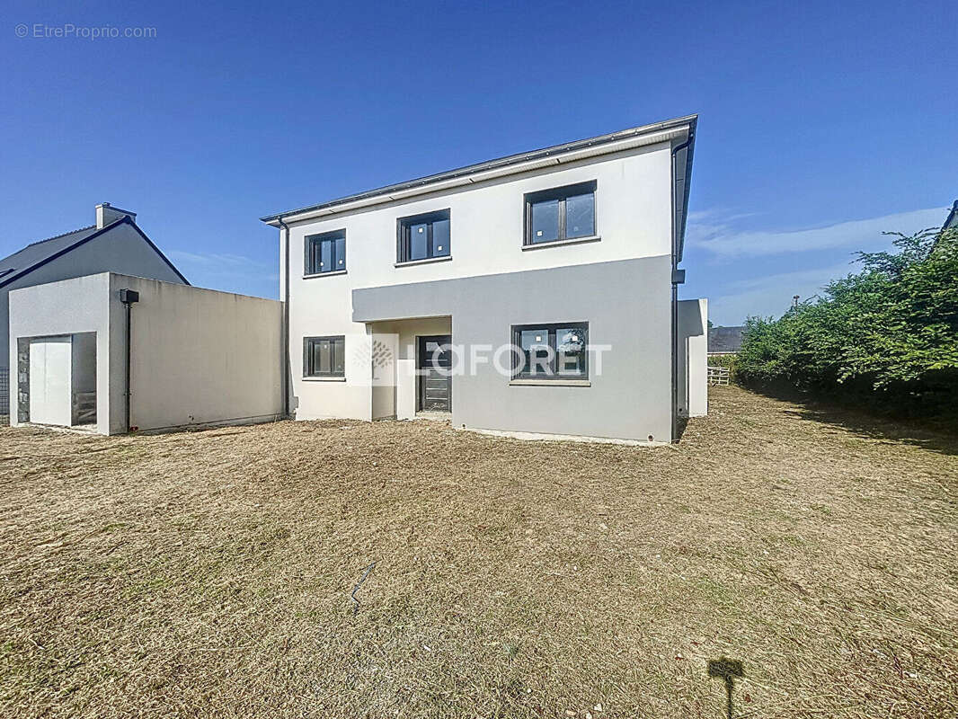 Maison à LA FERRIERE-AUX-ETANGS