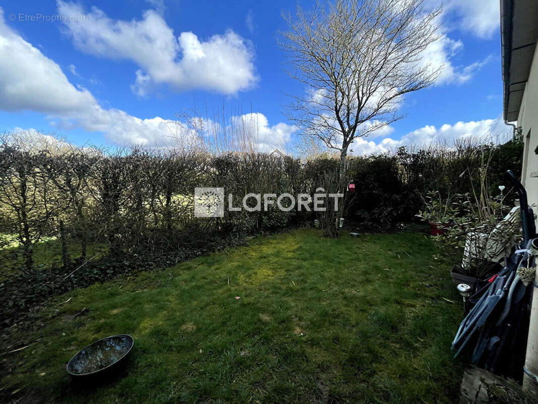 Maison à SAINT-GEORGES-DES-GROSEILLERS