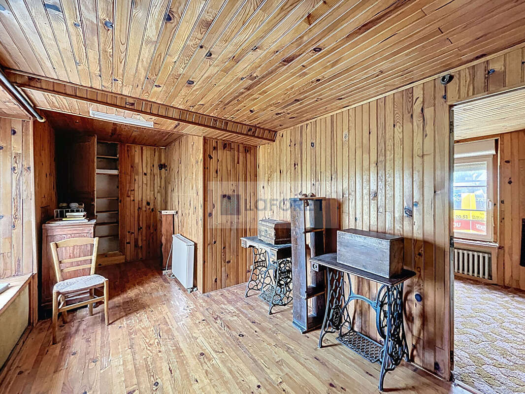 Maison à CONDE-SUR-NOIREAU