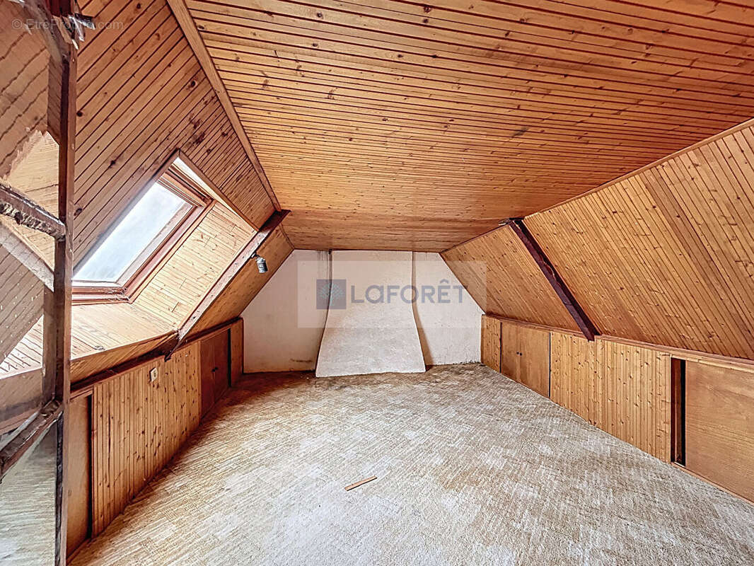 Maison à CONDE-SUR-NOIREAU