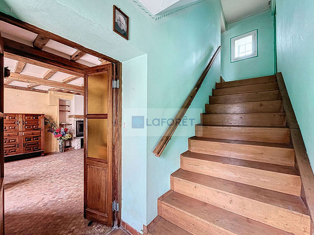 Maison à CONDE-SUR-NOIREAU