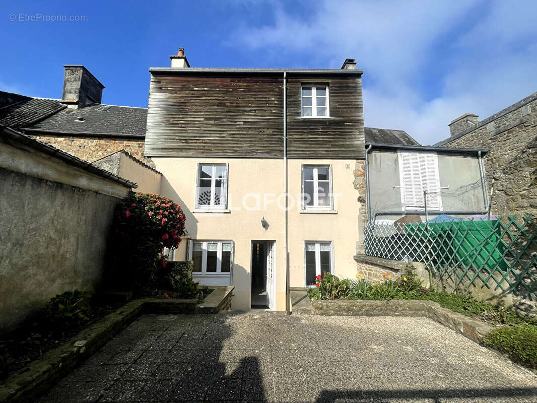 Maison à TINCHEBRAY