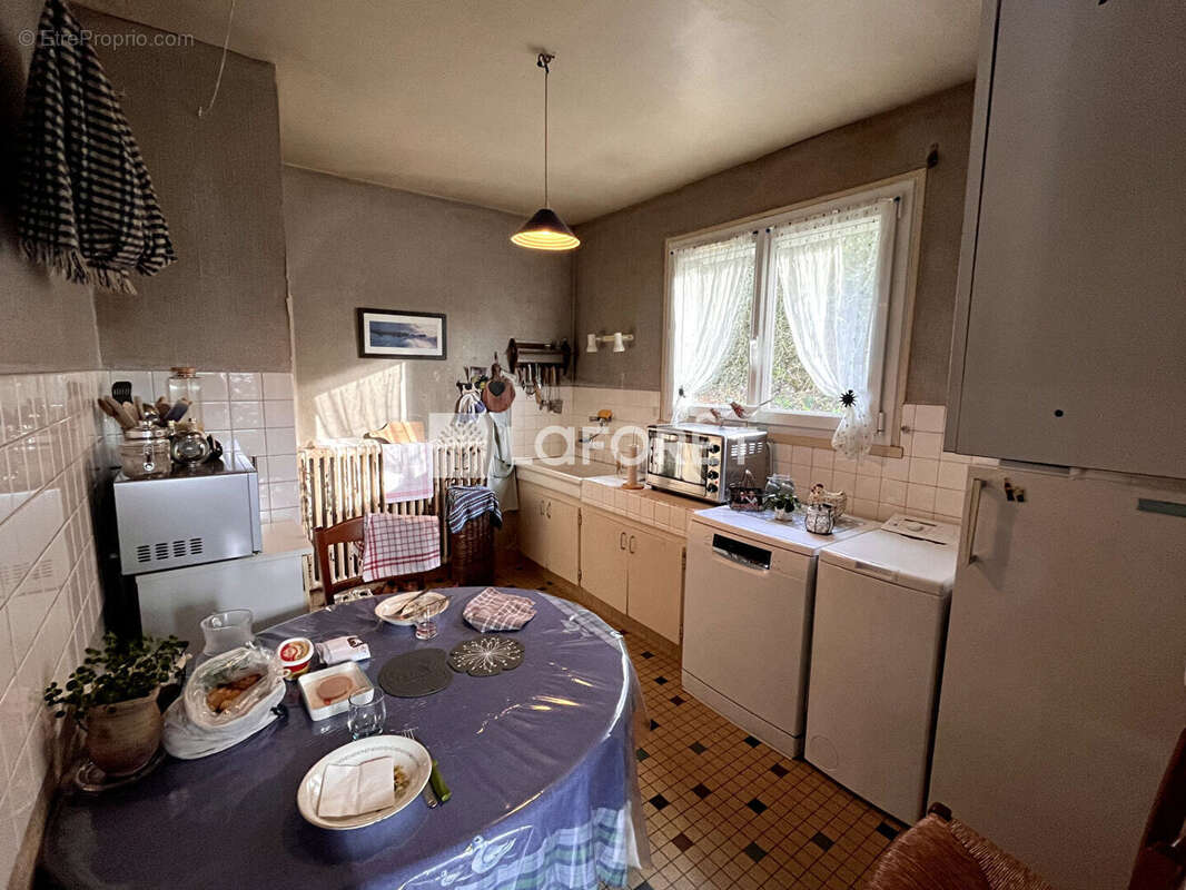 Maison à SAINT-GEORGES-DES-GROSEILLERS