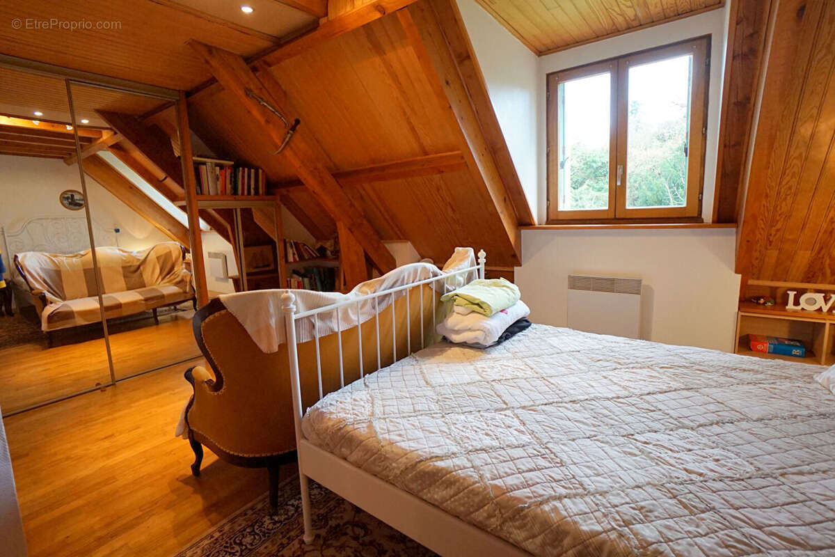 Maison à MEZIERES-SUR-SEINE