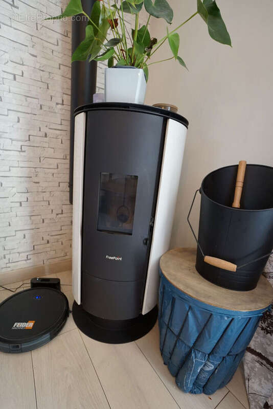 Maison à MEZIERES-SUR-SEINE