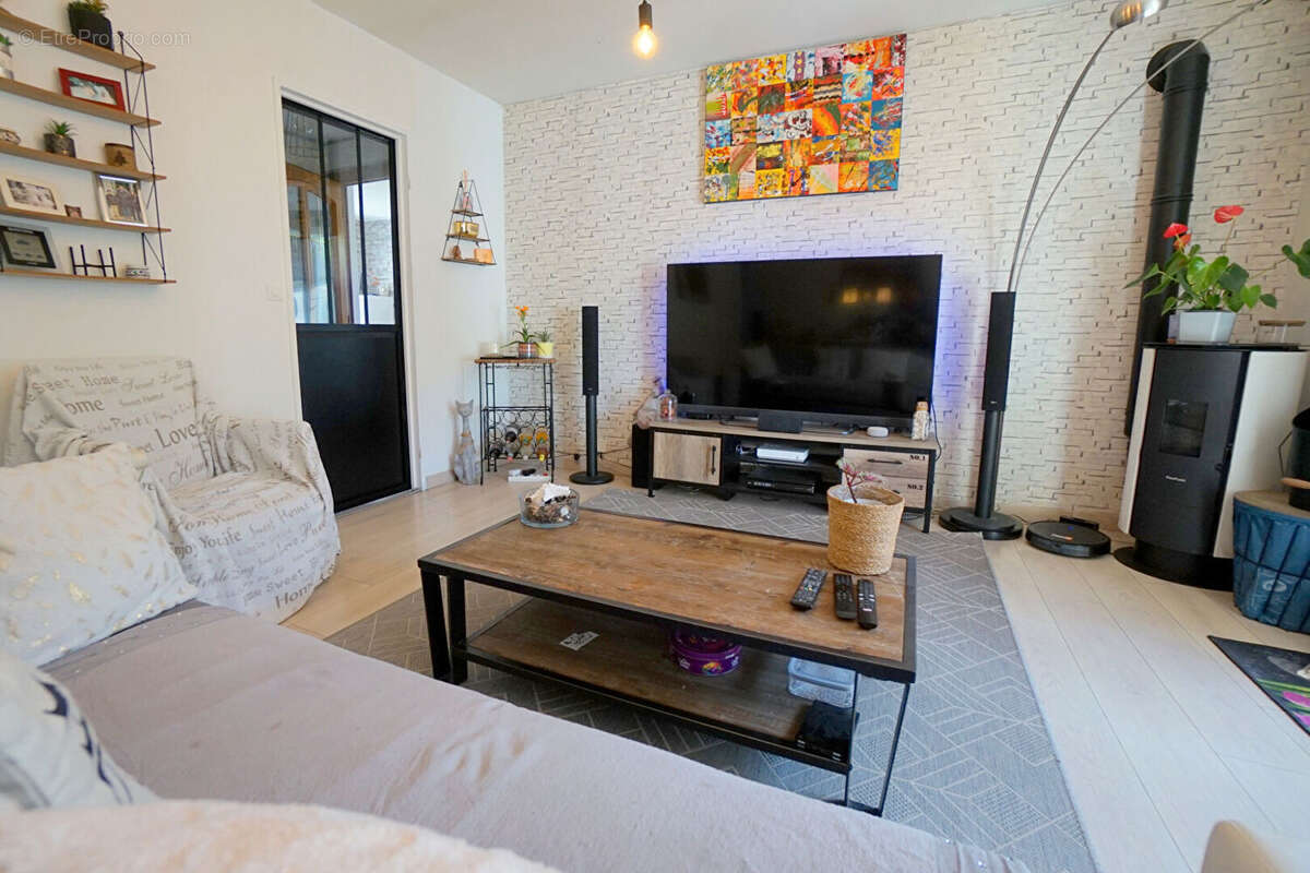 Maison à MEZIERES-SUR-SEINE