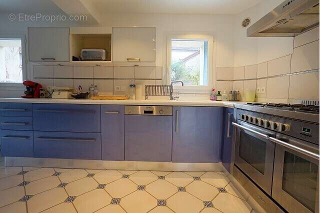 Maison à MEZIERES-SUR-SEINE