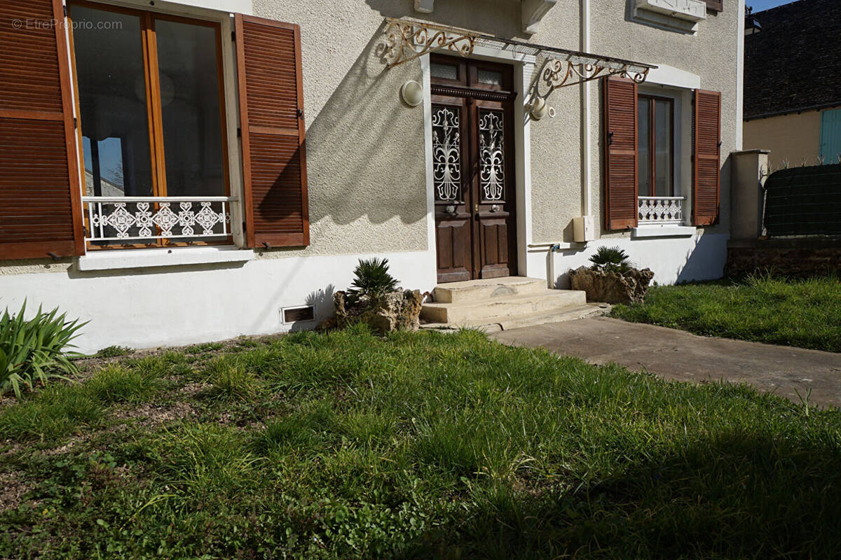 Appartement à EPONE