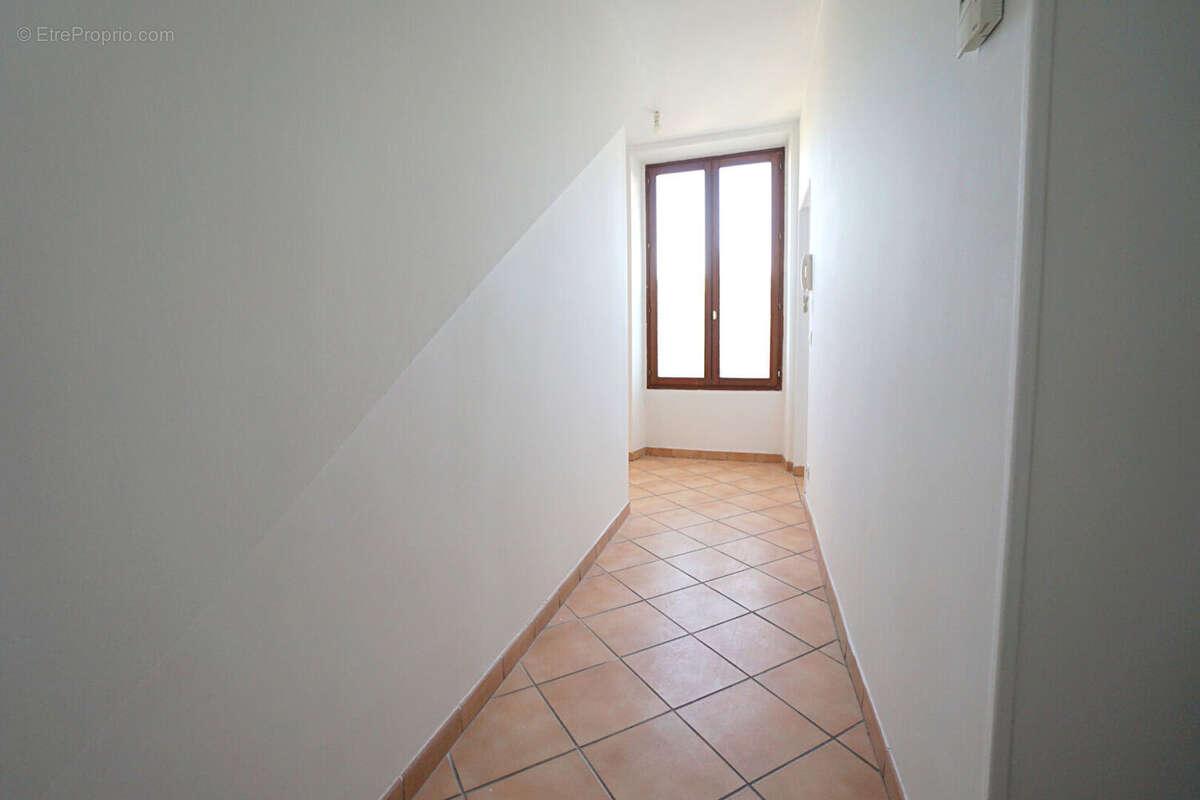 Appartement à EPONE