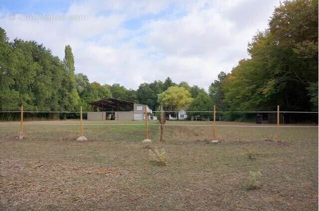 Maison à MEZIERES-SUR-SEINE