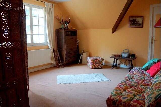 Maison à MEZIERES-SUR-SEINE