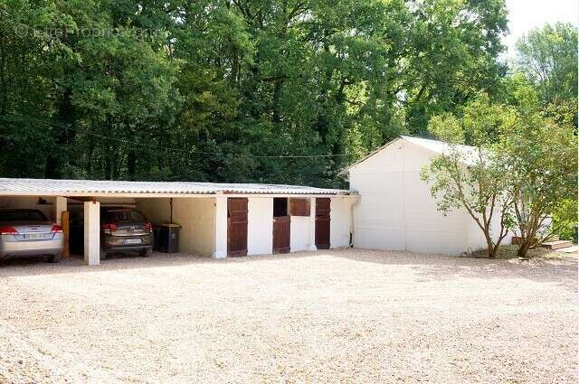 Maison à MEZIERES-SUR-SEINE