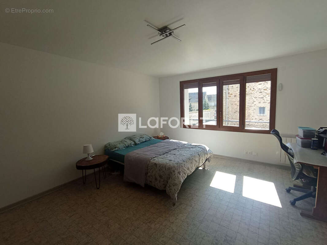 Maison à COULOMMIERS