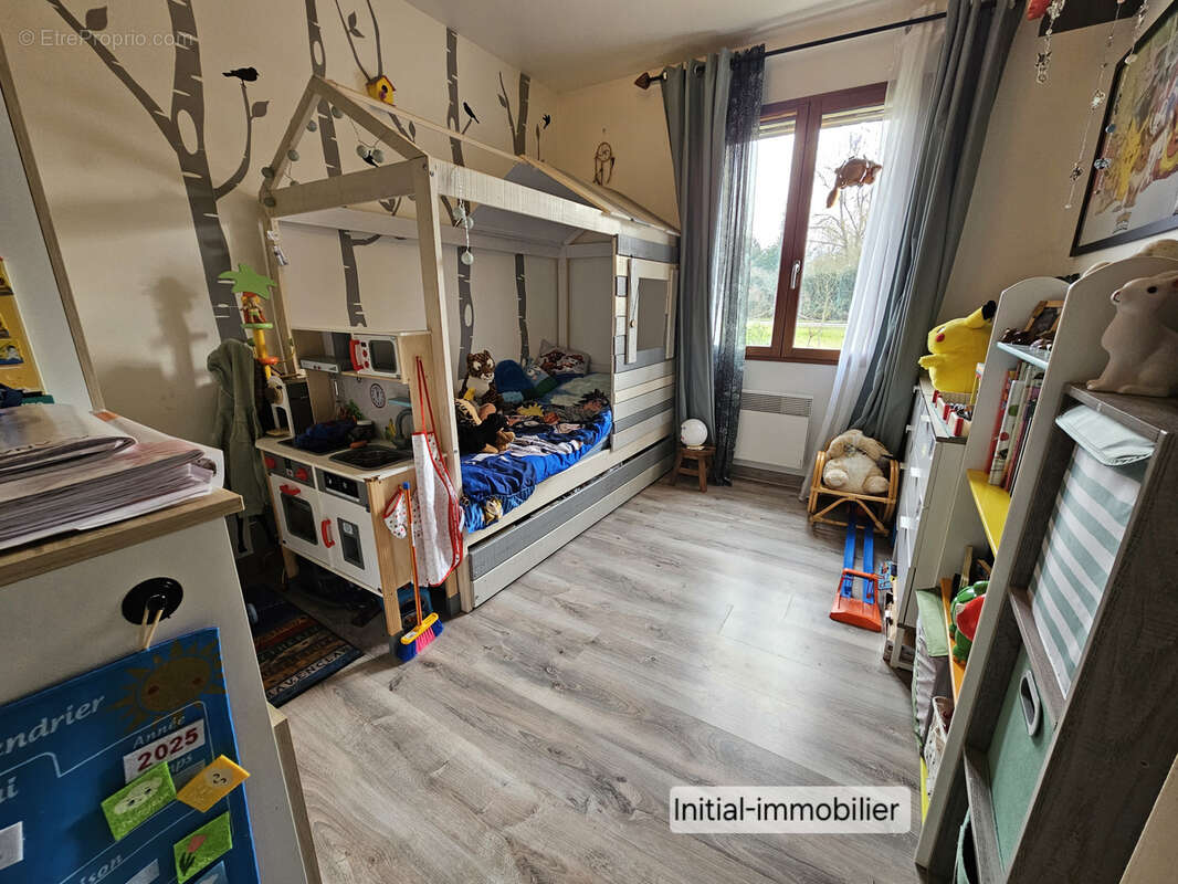 Maison à BEAUMONT-LA-RONCE