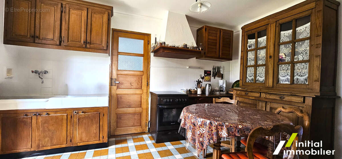 Maison à SAINT-AMAND-LONGPRE