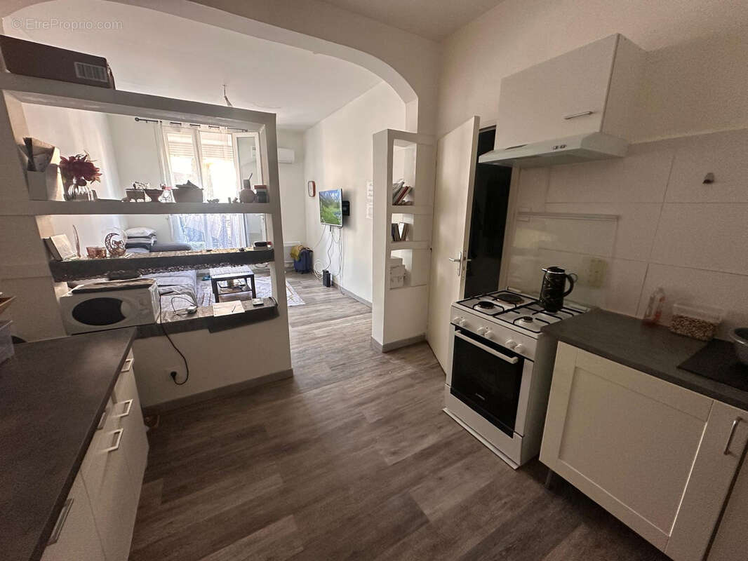 Appartement à MARSEILLE-9E