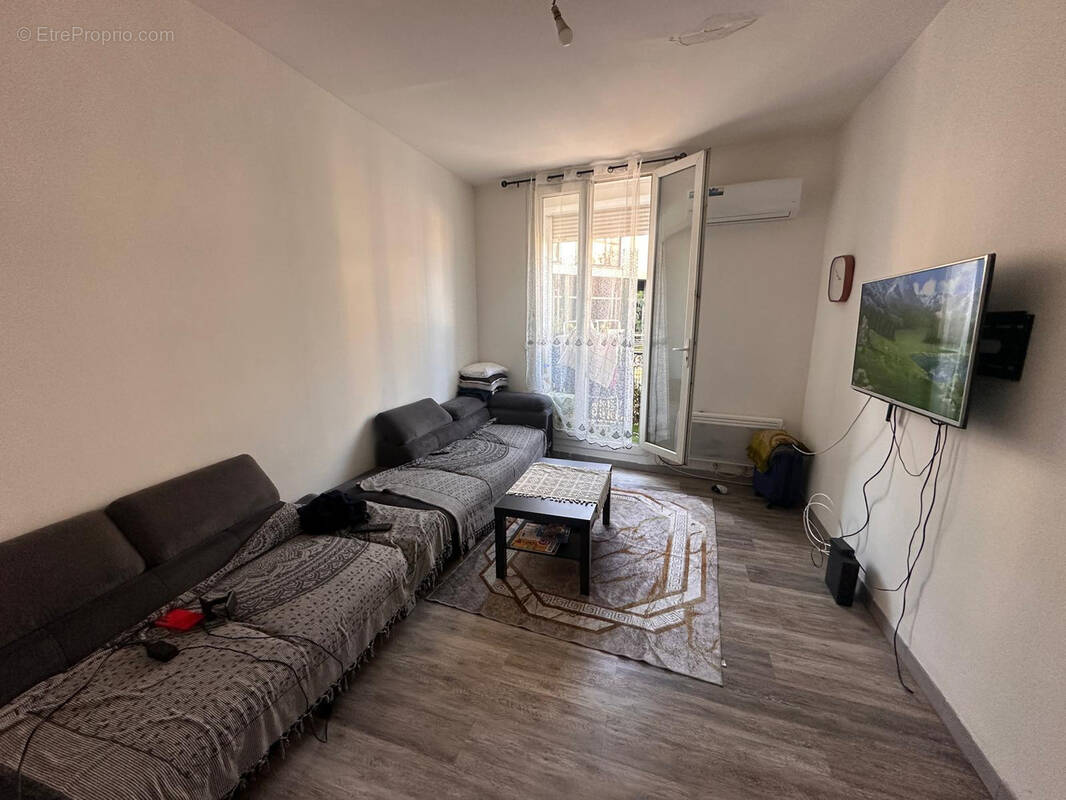 Appartement à MARSEILLE-9E