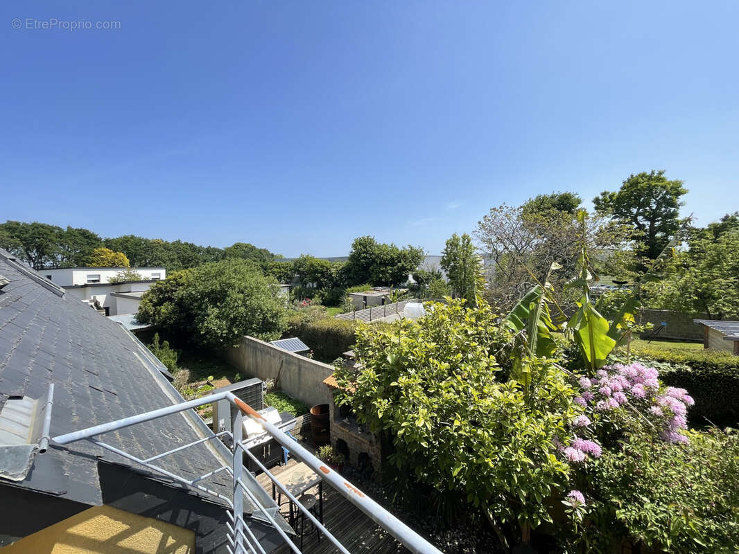 Maison à LE RELECQ-KERHUON