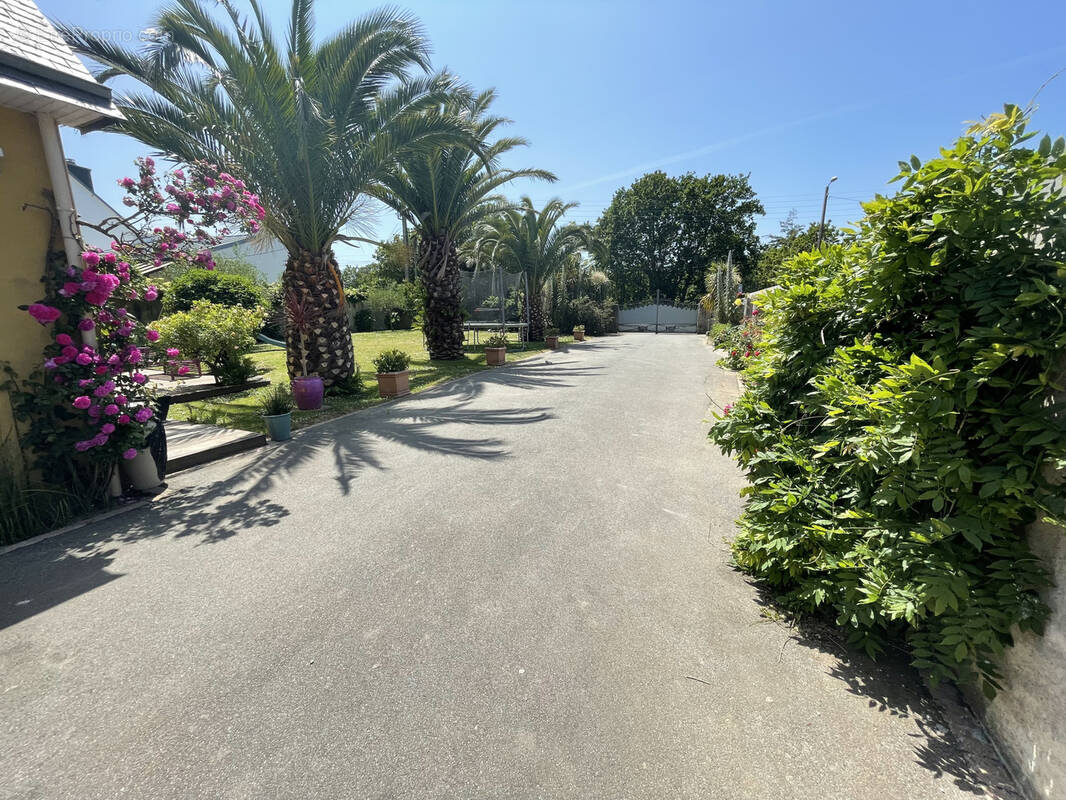 Maison à LE RELECQ-KERHUON