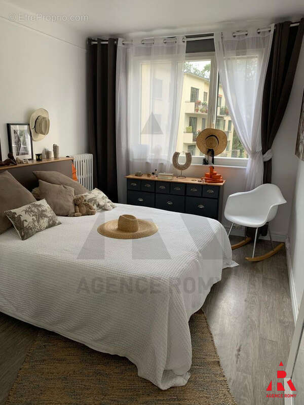 Appartement à VERSAILLES