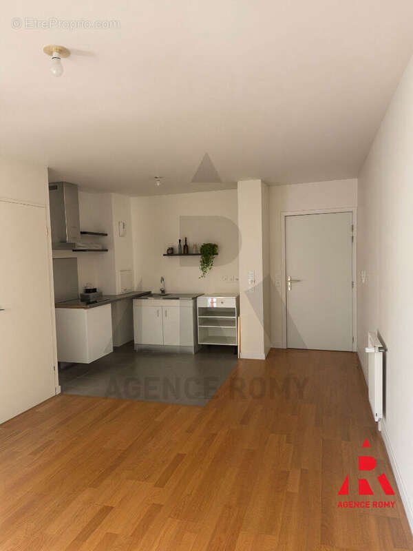 Appartement à BUC