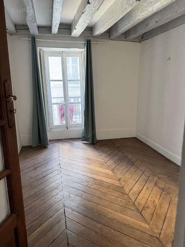 Appartement à VERSAILLES