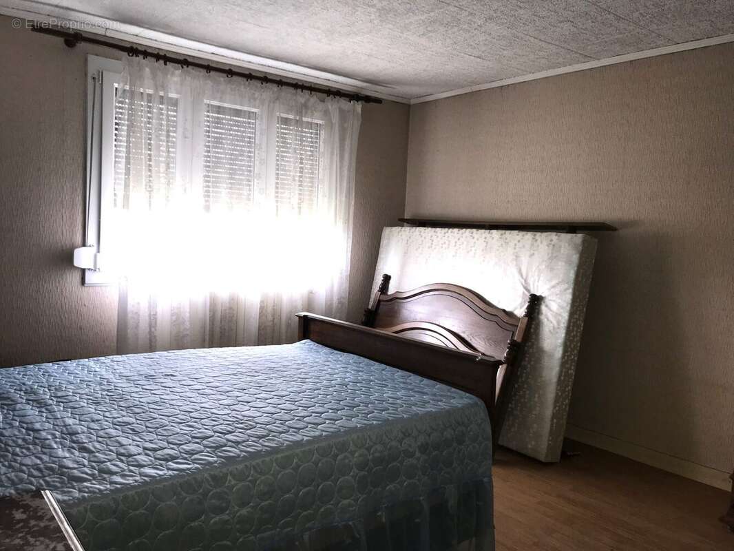 Maison à ASNANS-BEAUVOISIN