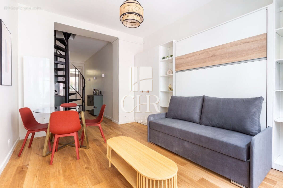 Commerce à PARIS-18E