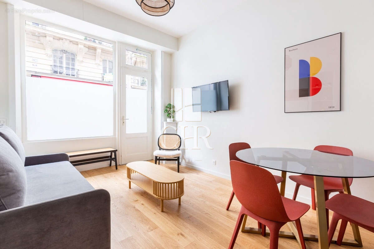 Commerce à PARIS-18E