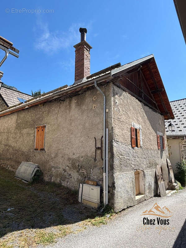 Maison à NEVACHE