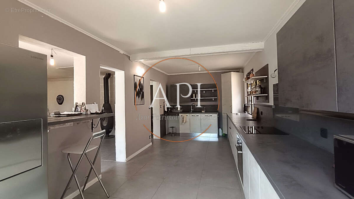 Maison à SAINT-PAUL-EN-FORET