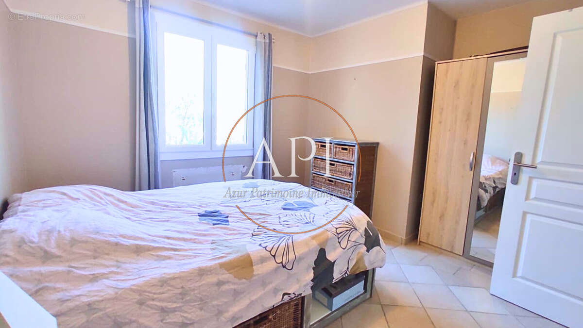 Maison à SAINT-PAUL-EN-FORET