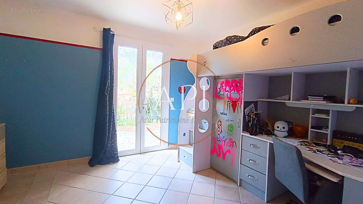 Maison à SAINT-PAUL-EN-FORET