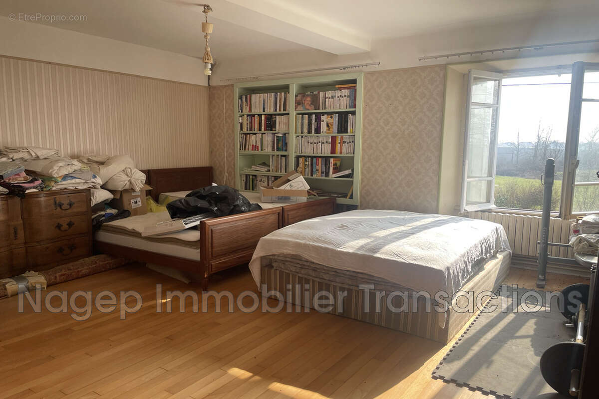 Maison à BAS-ET-LEZAT