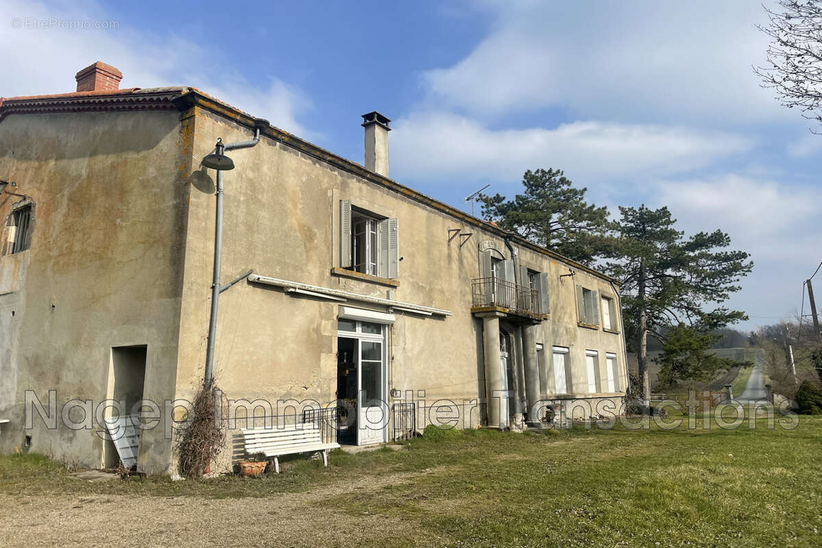 Maison à BAS-ET-LEZAT