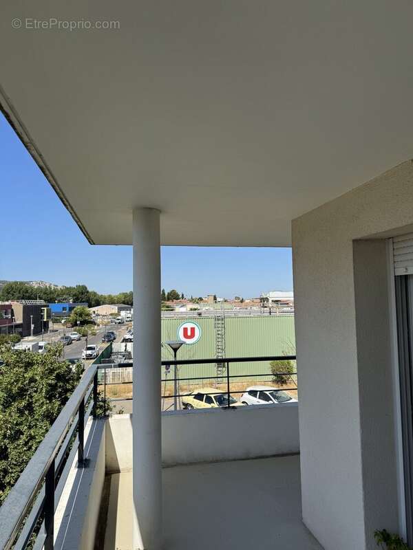 Appartement à CHATEAUNEUF-LES-MARTIGUES