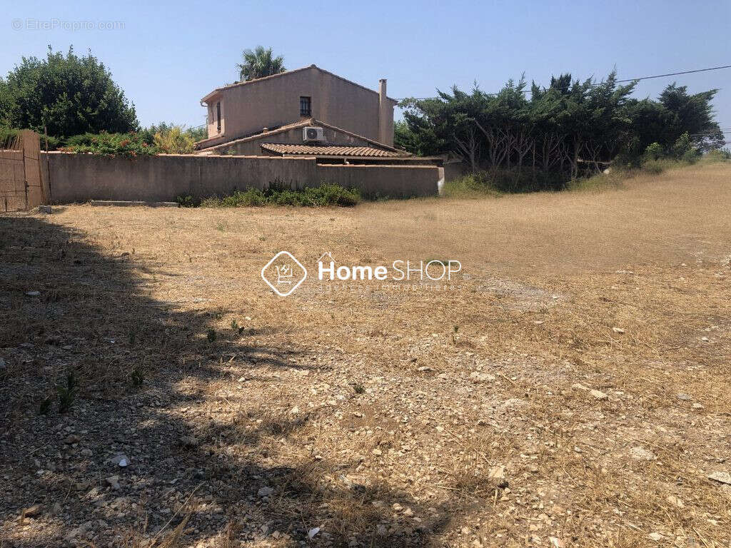 Terrain à LES PENNES-MIRABEAU