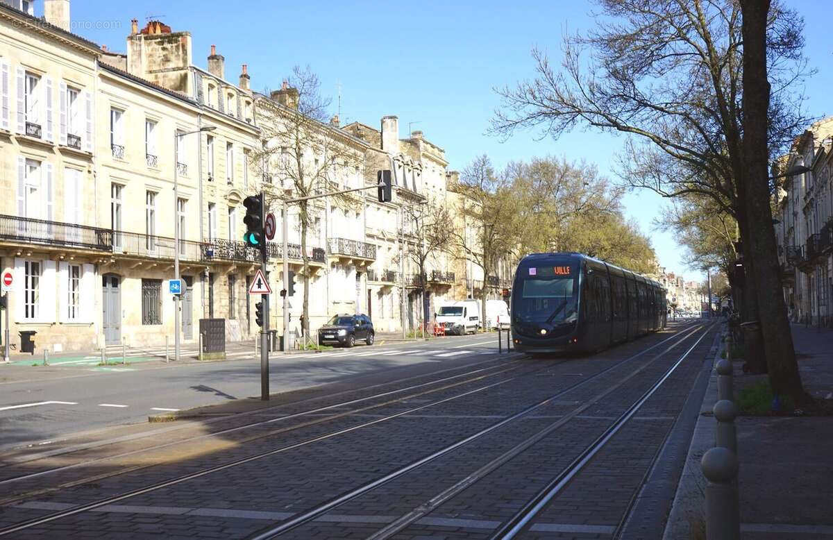 Appartement à BORDEAUX