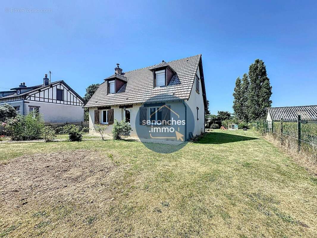 Maison à CONCHES-EN-OUCHE