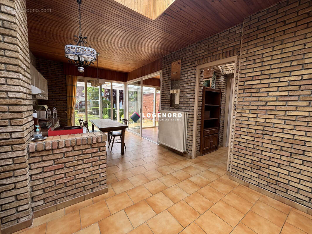 Maison à ARMENTIERES