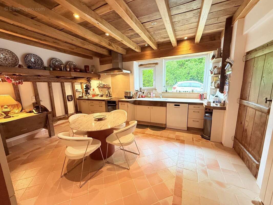 Maison à MAZEROLLES