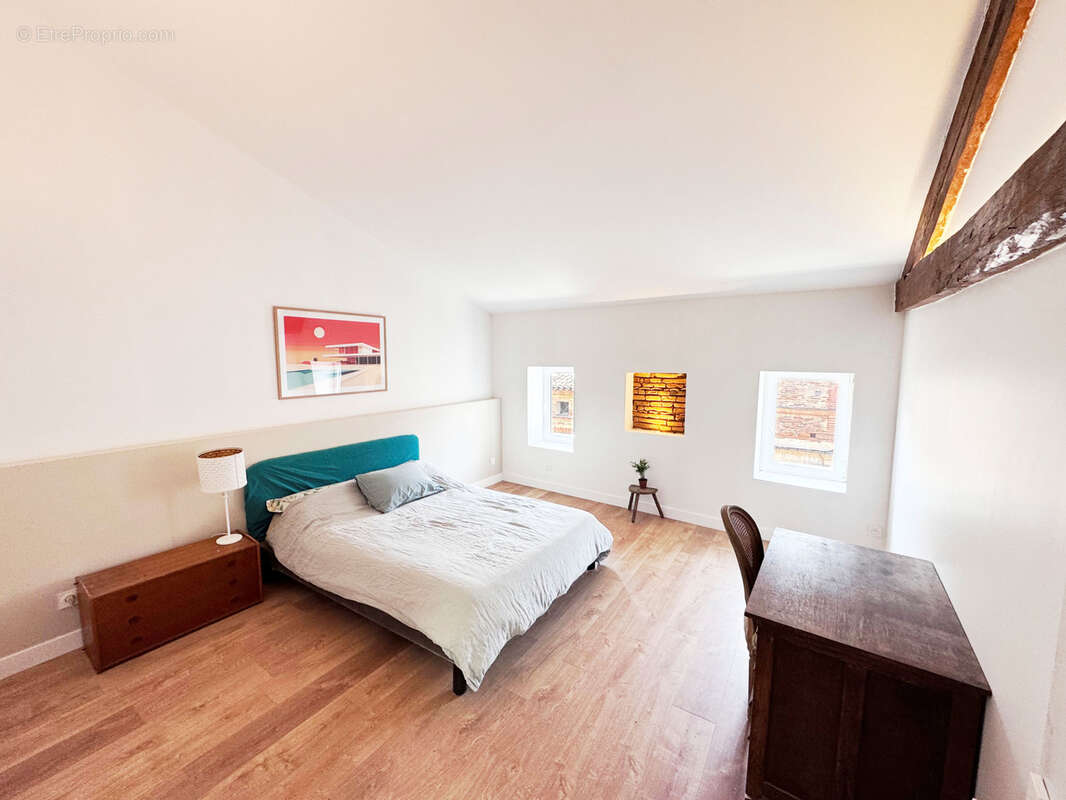 Maison à SAINT-SULPICE-SUR-LEZE