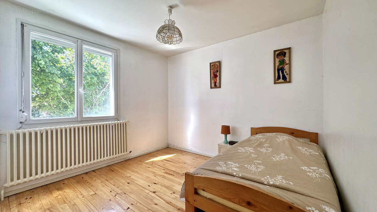 Maison à SAINTE-FOY-LES-LYON