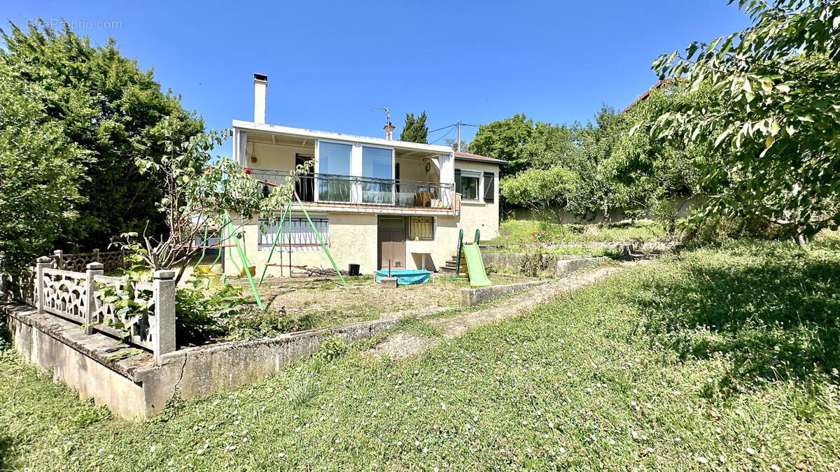 Maison à SAINTE-FOY-LES-LYON